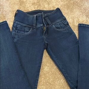 Women's Blue High-Waisted Jeans